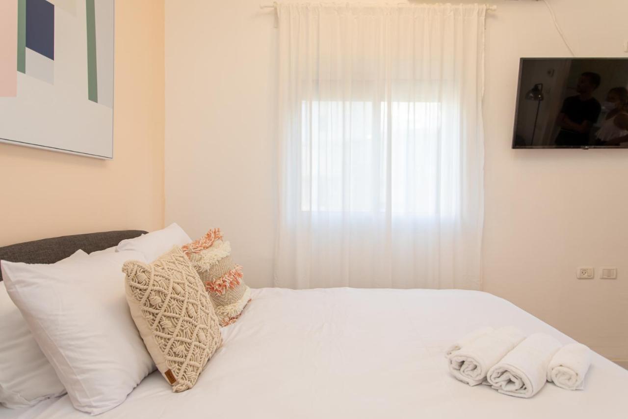 Apartamento Port City Haifa - Bat Galim 25 Mtrs From The Beach & Rambam Exterior foto